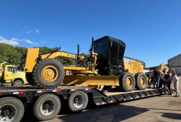 Llegó la primera maquinaria adquirida para fortalecer obras viales